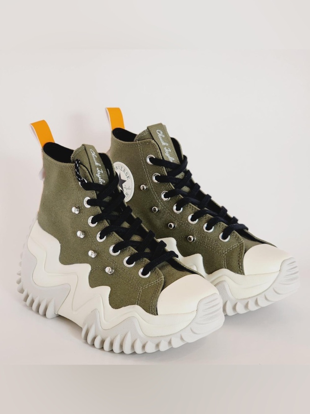 Converse Run Star Motion Platform High Top Utility Sneakers/Boots Army Green 7.5